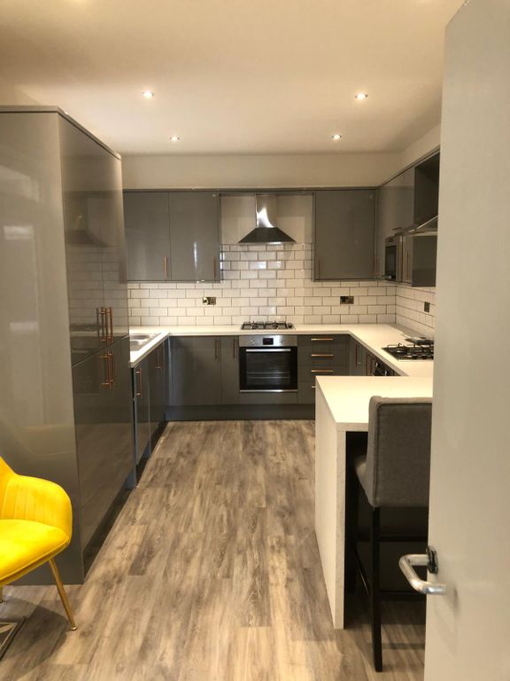 Additional image 2 of 9 bed terraced house to rentBryn Road, Swansea SA2