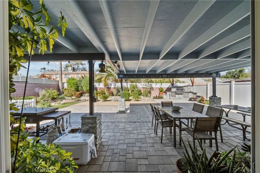 Additional image 66 of 10111 Elkwood St, Sun Valley, CA 91352