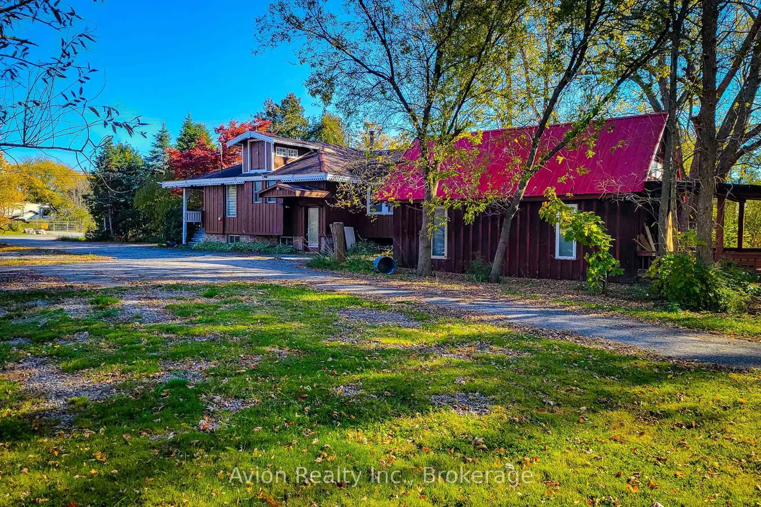 Additional image 3 of 1423 Merrittville Highway