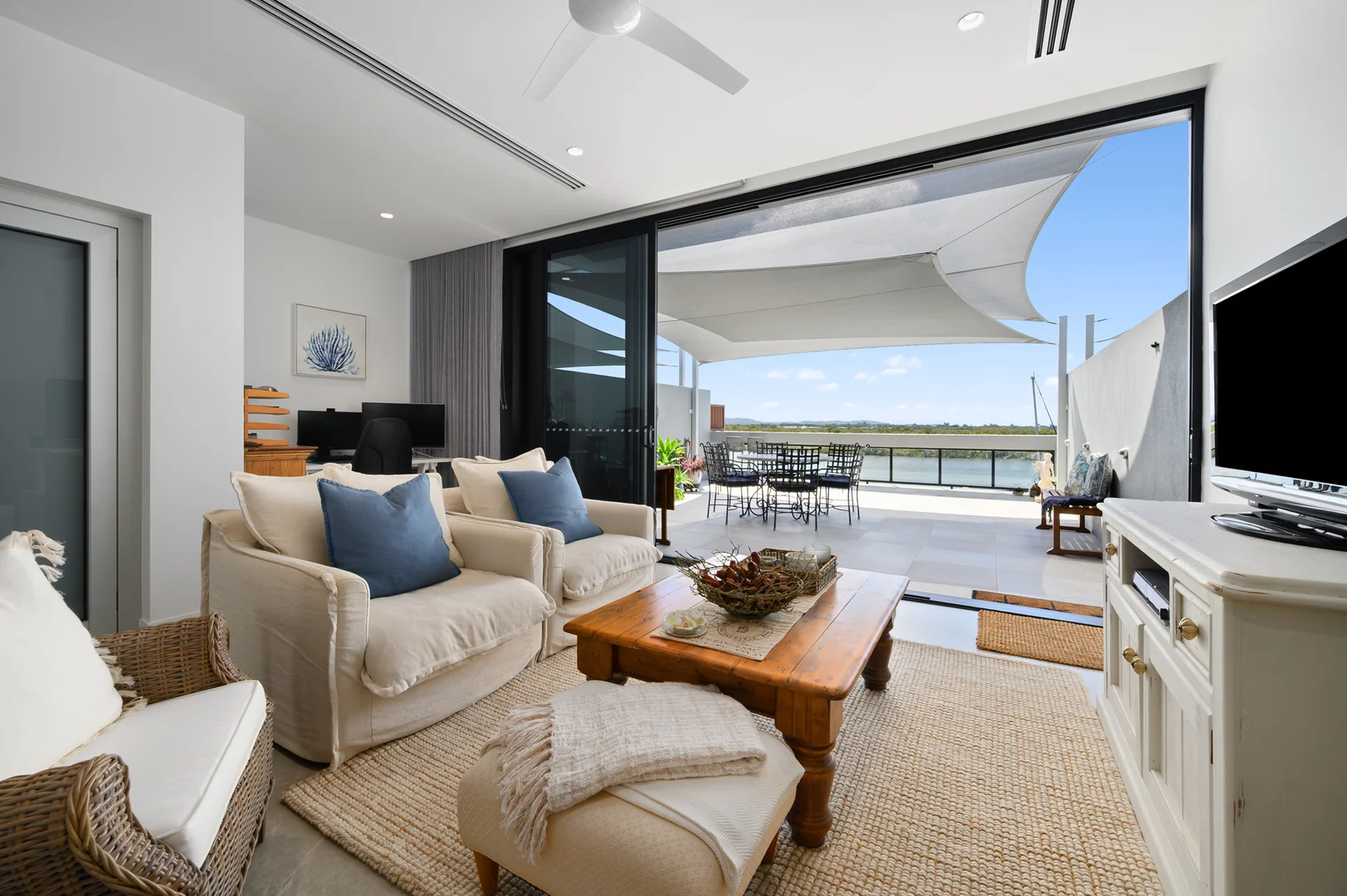 Additional image 29 of 5/2 Marina Promenade, Paradise Point QLD 4216