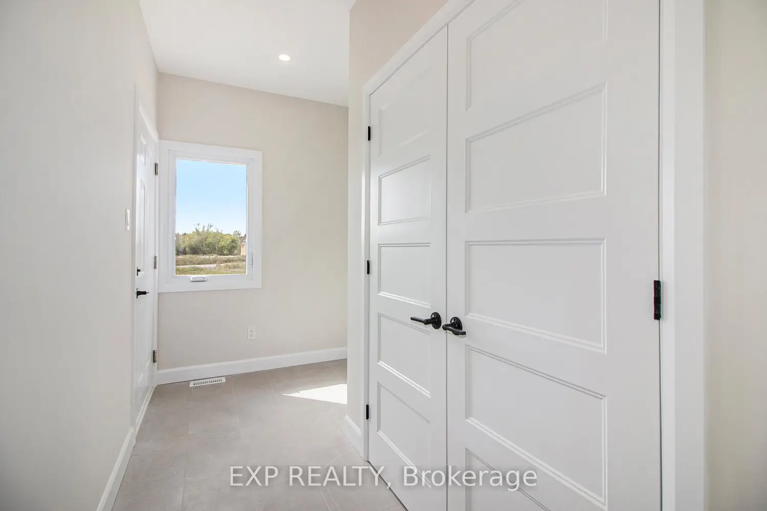 Additional image 11 of 773 Lacroix Road