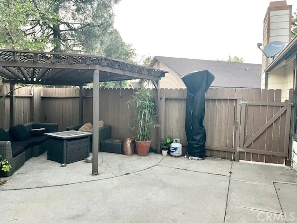 Additional image 10 of 13930 Olive Grove Ln, Sylmar, CA 91342