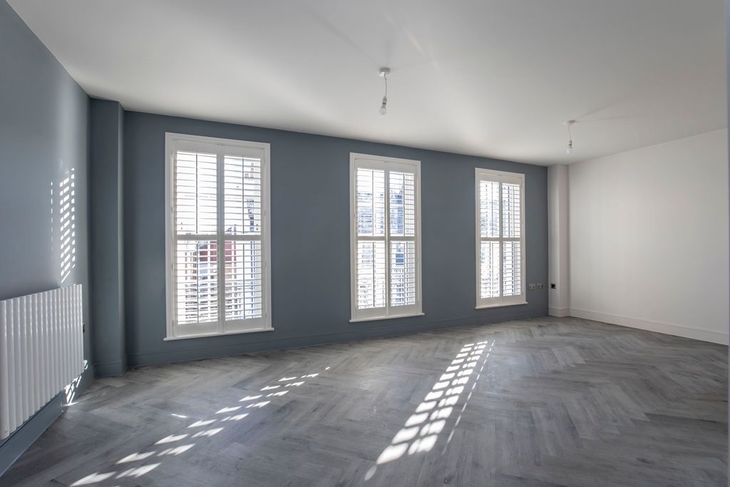 Additional image 3 of 2 bed flat to rentBuckingham Court, Wellington Street, Cheltenham GL50