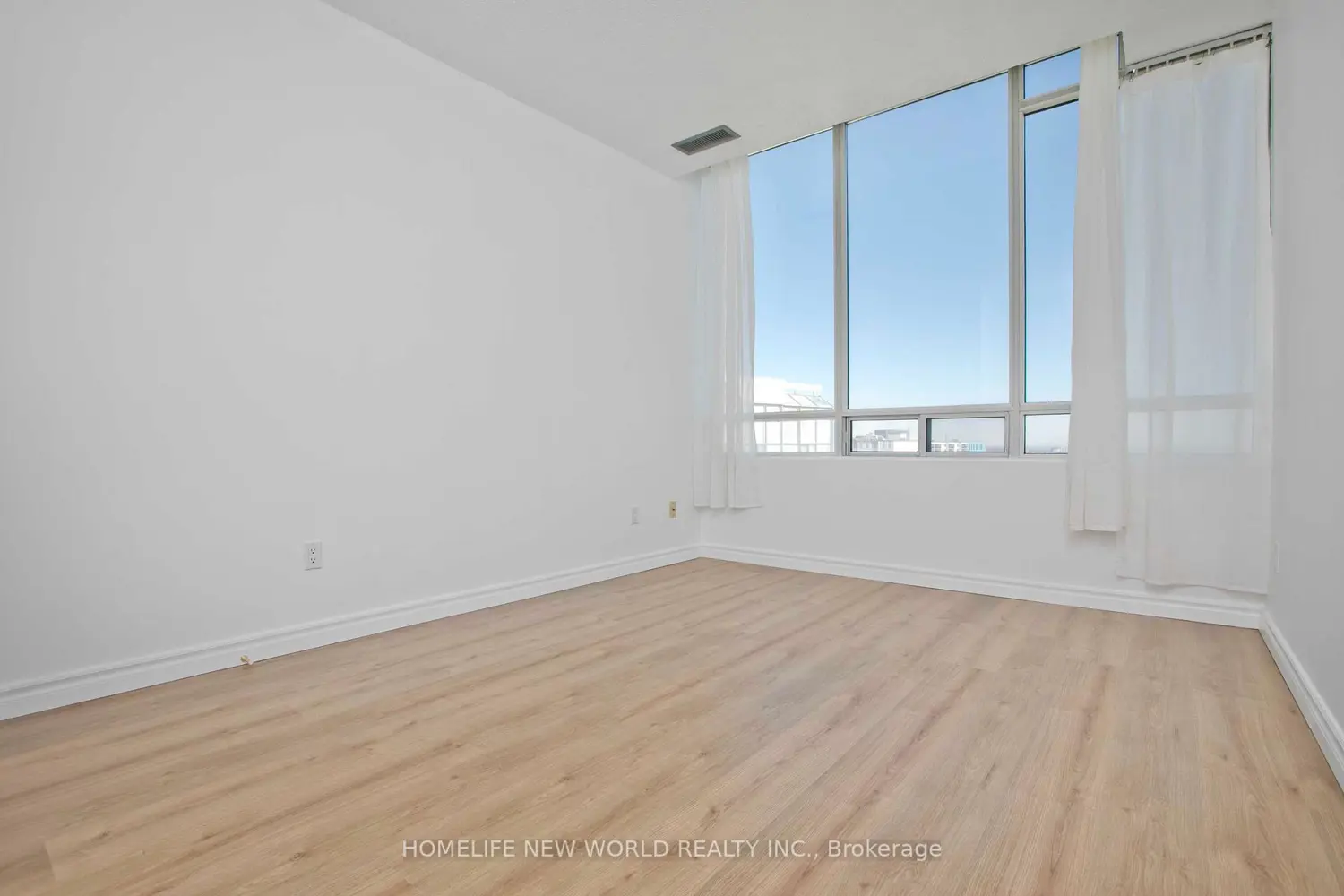 Additional image 6 of 3050 Ellesmere Road Ph3