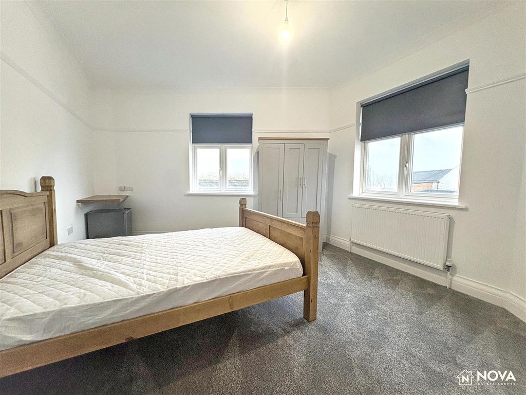 Additional image 6 of 6 bed shared accommodation to rentKingsthorpe Grove, Northampton NN2