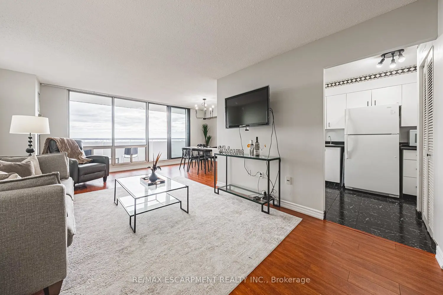 Additional image 4 of 2055 Upper Middle Road 1206