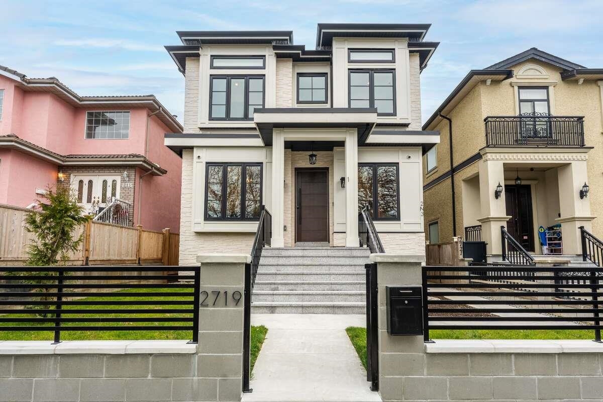 2719 46th Avenue E, Vancouver, BC, V5S 1A6