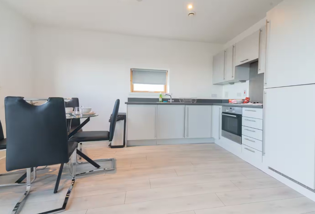 Additional image 13 of 2 Bed Flat, Argyle Street, G2, N1 7GU