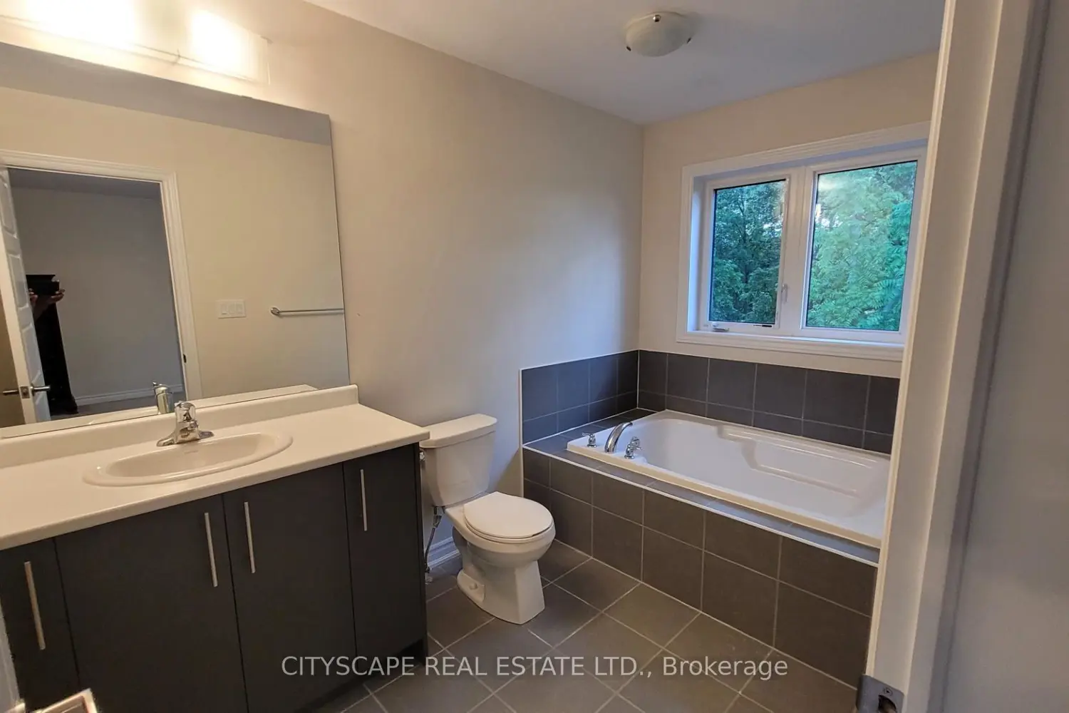 Additional image 11 of 29 Sundin Drive