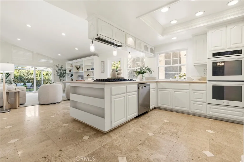 Additional image 14 of 18 Eden, Irvine, CA 92620