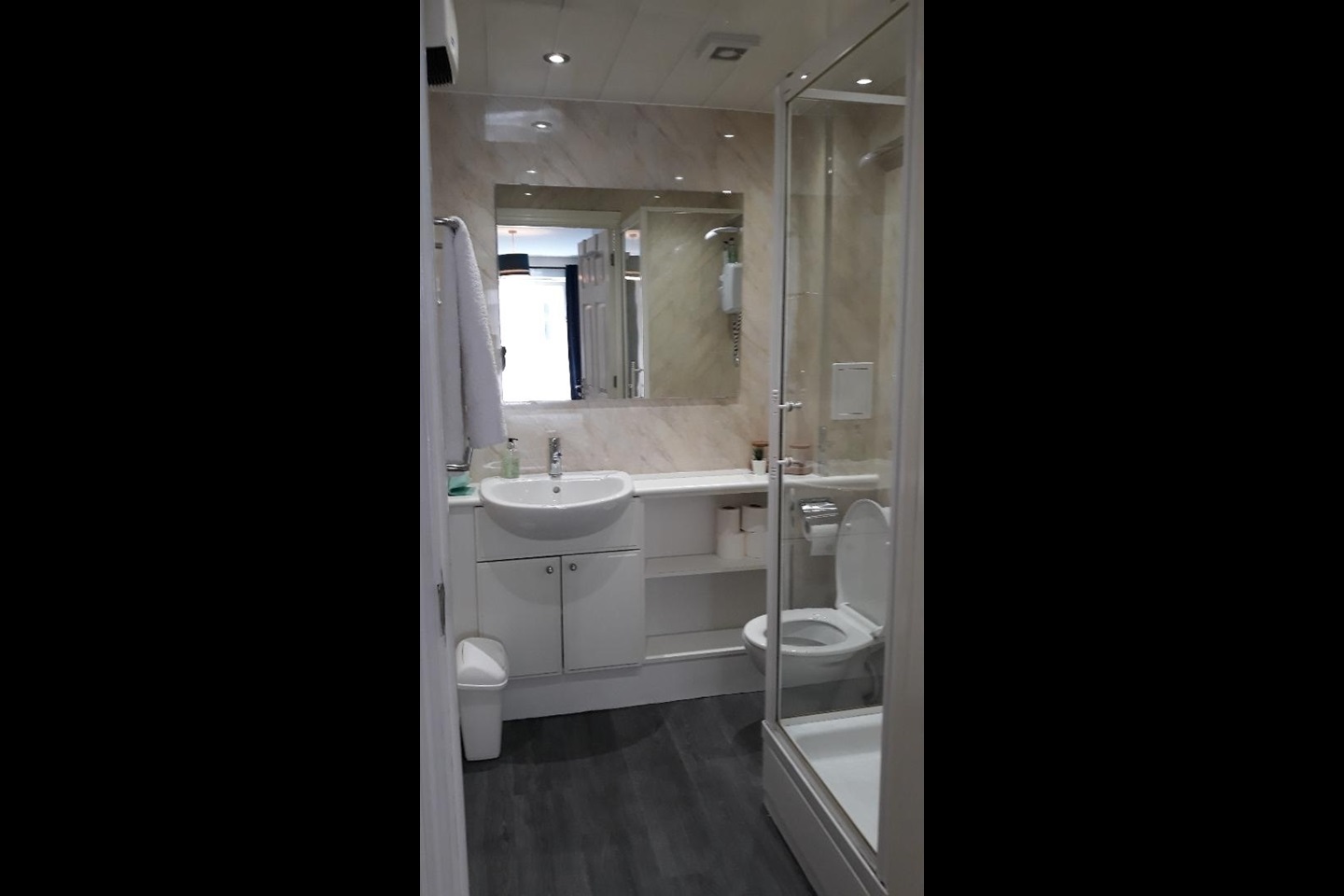 Additional image 11 of 2 Bed Flat, Wallace St, G5, N1 7GU