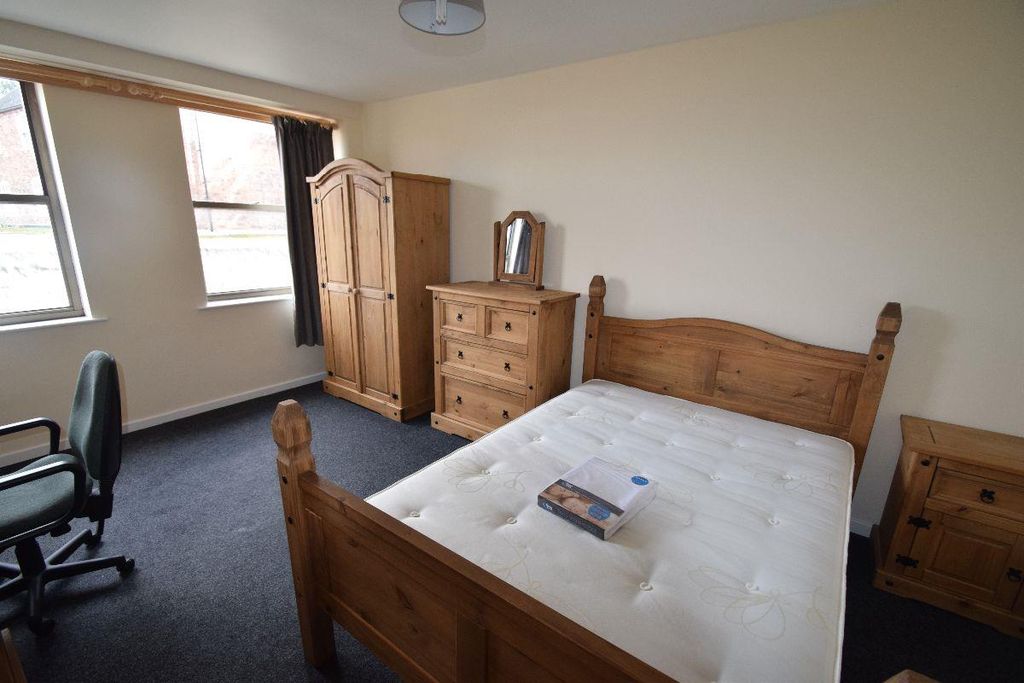 Additional image 8 of 7 bed flat to rentBellmans Yard, High Street, Newport TF10
