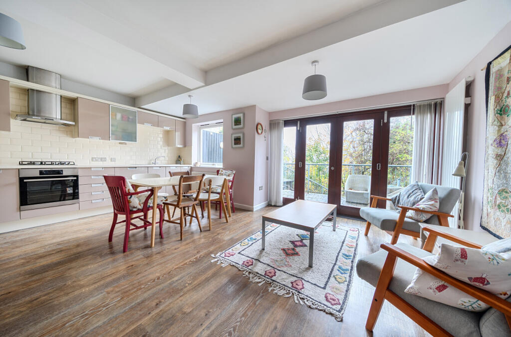 Additional image 15 of Gunwyn Close, Glastonbury, BA6