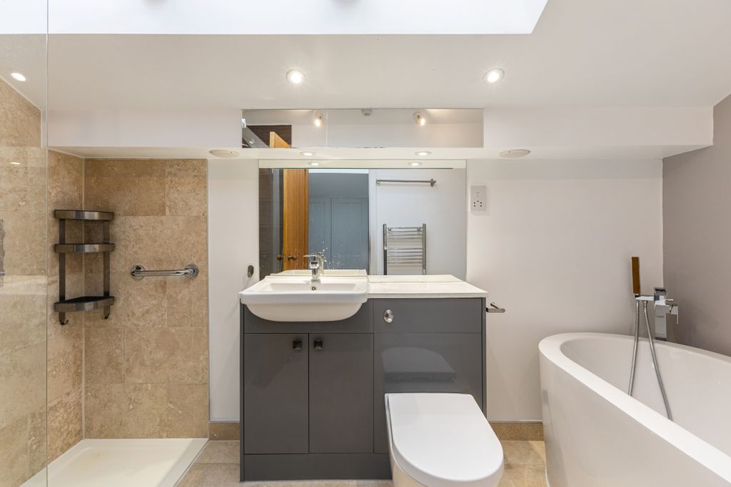 Additional image 11 of 5 bed flat to rentGrove, Wantage OX12