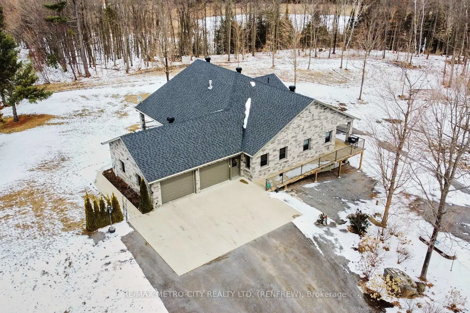 Additional image 16 of 3280 Burnstown Road