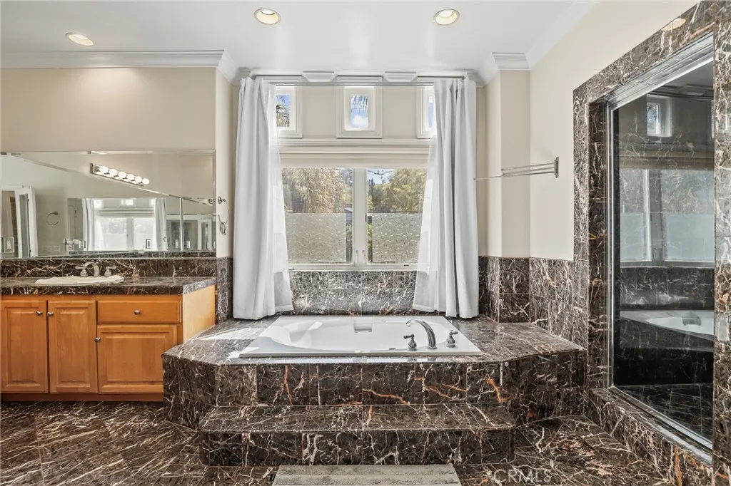 Additional image 39 of 14659 Valley Vista Blvd, Sherman Oaks, CA 91403