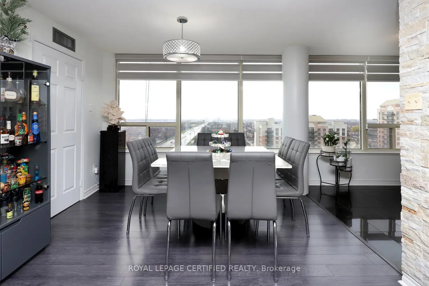 Additional image 5 of 700 Constellation Drive 1409