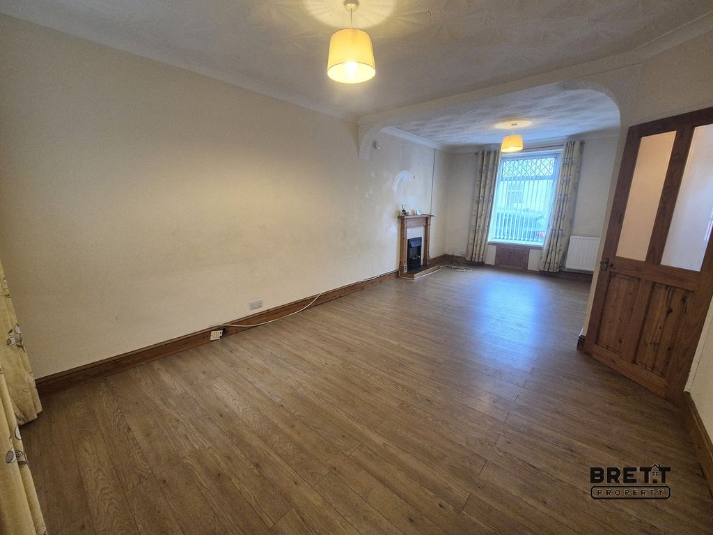 Additional image 4 of 3 bed terraced house to rent47 Dewsland Street, Milford Haven SA73