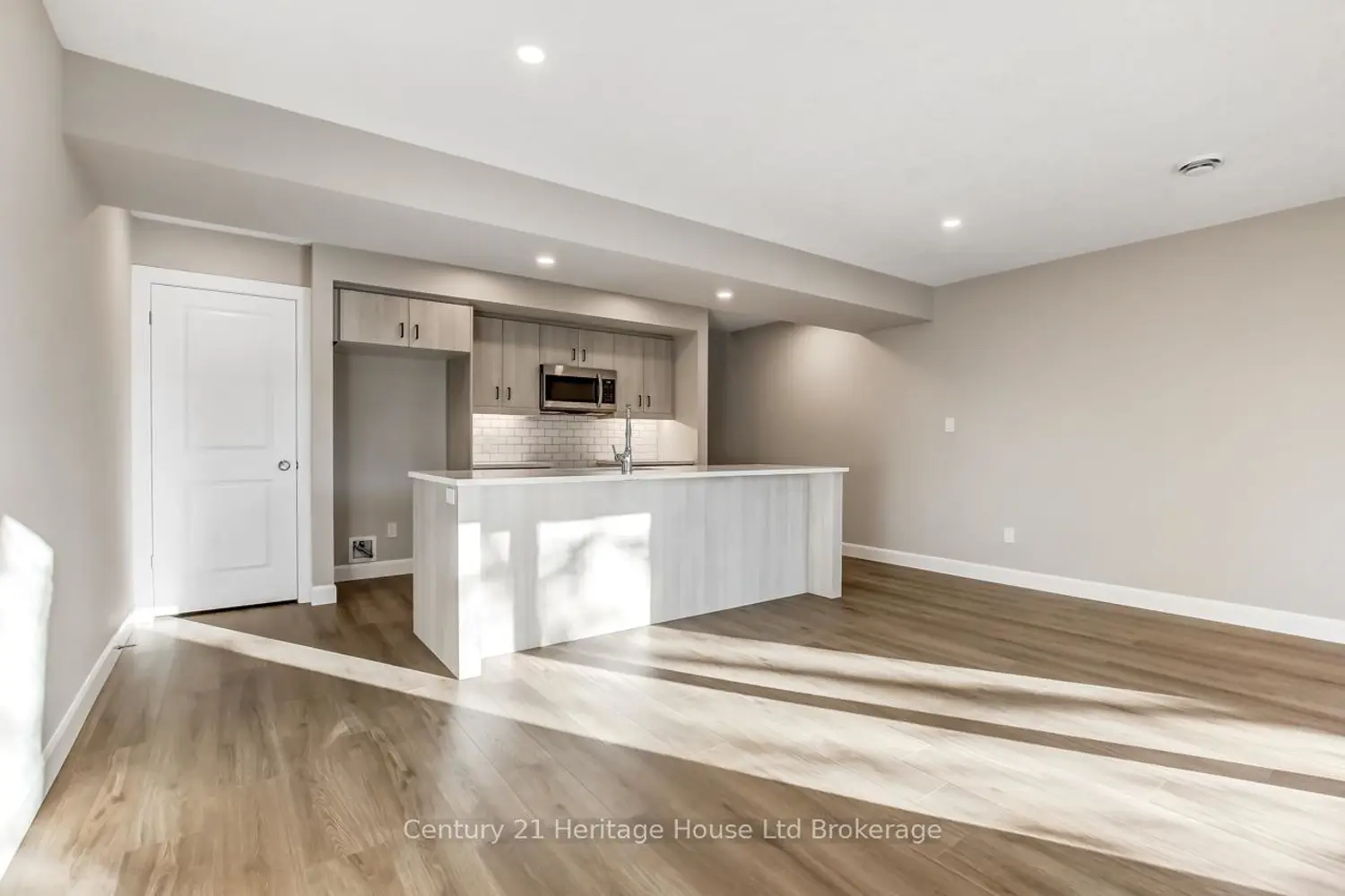 Additional image 5 of 846 Water Street