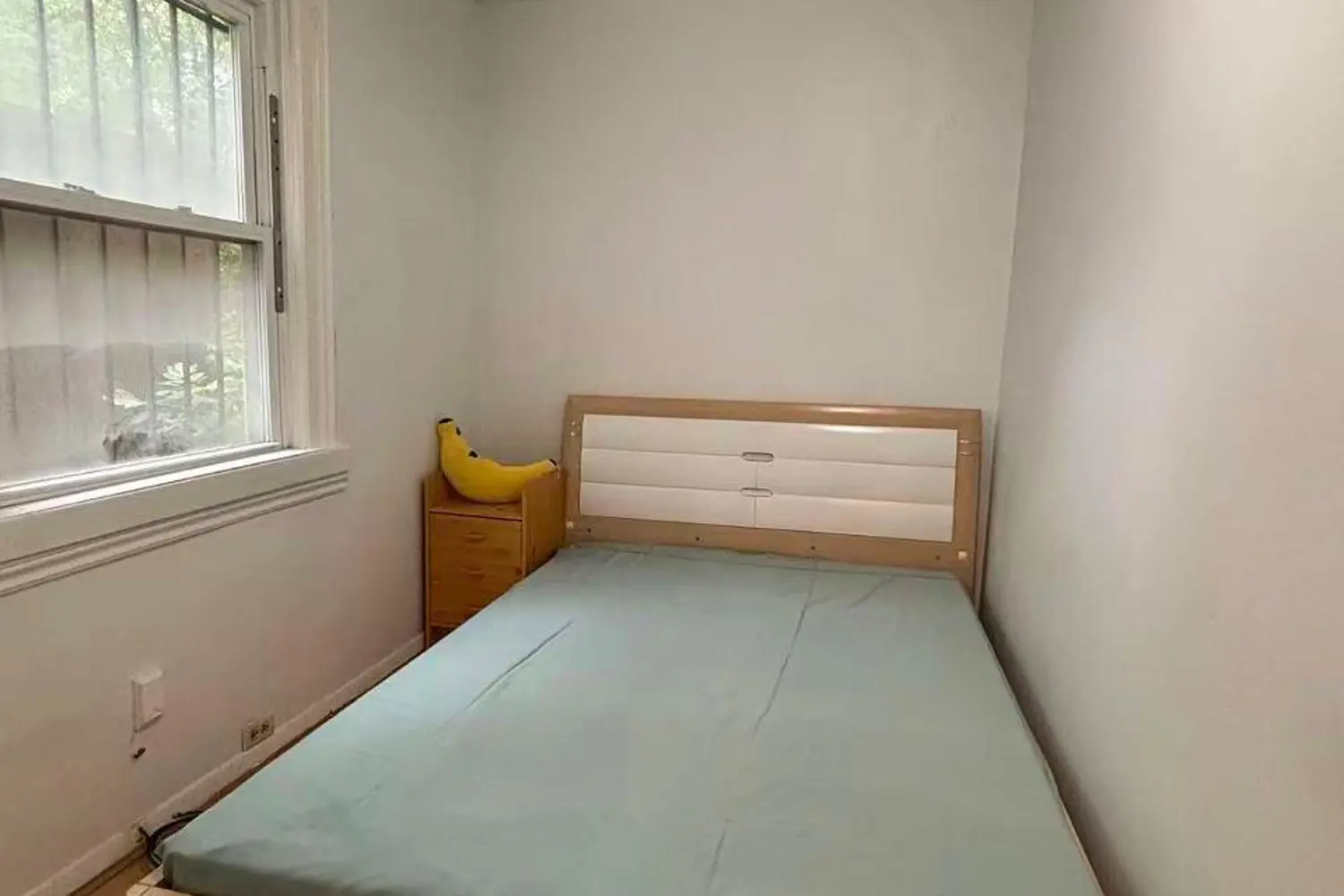 Additional image 6 of 182 Boulton Avenue