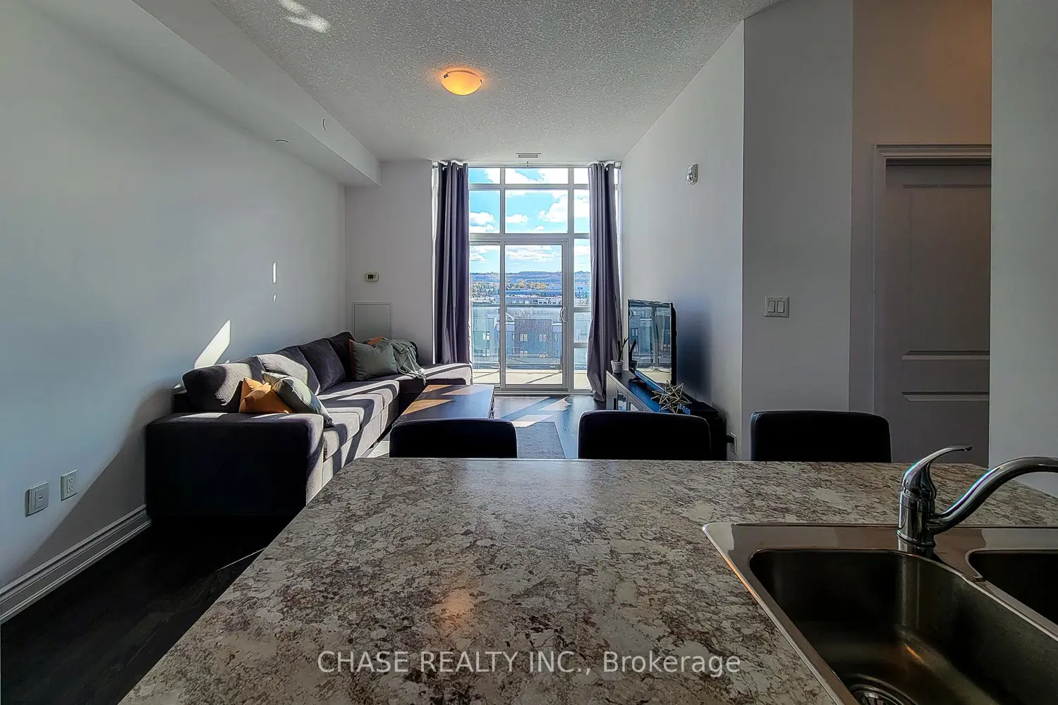 Additional image 4 of 125 Shoreview Place 638