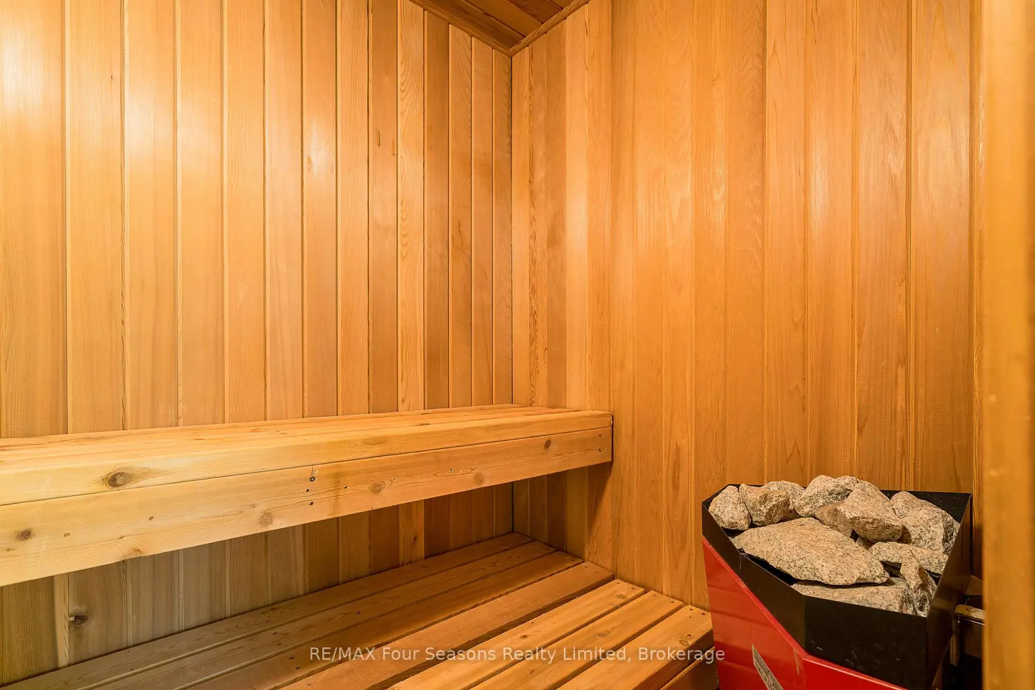 Additional image 12 of 107 Wintergreen Place 113