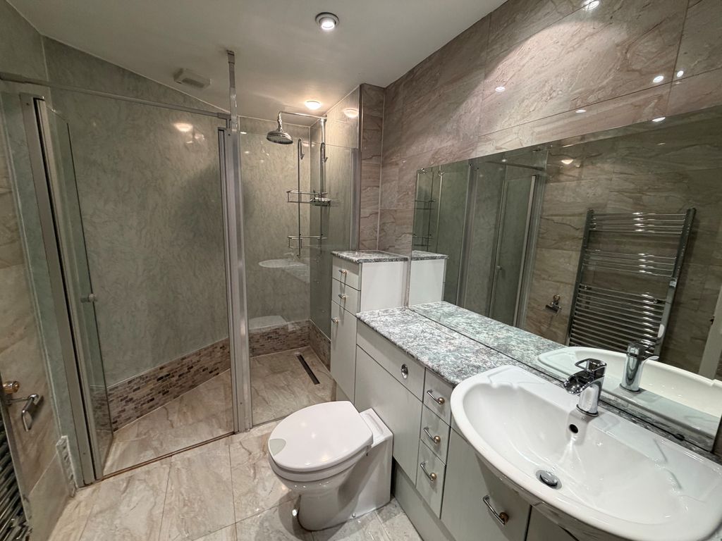 Additional image 6 of 3 bed flat to rentWarwick House, Liverpool L8
