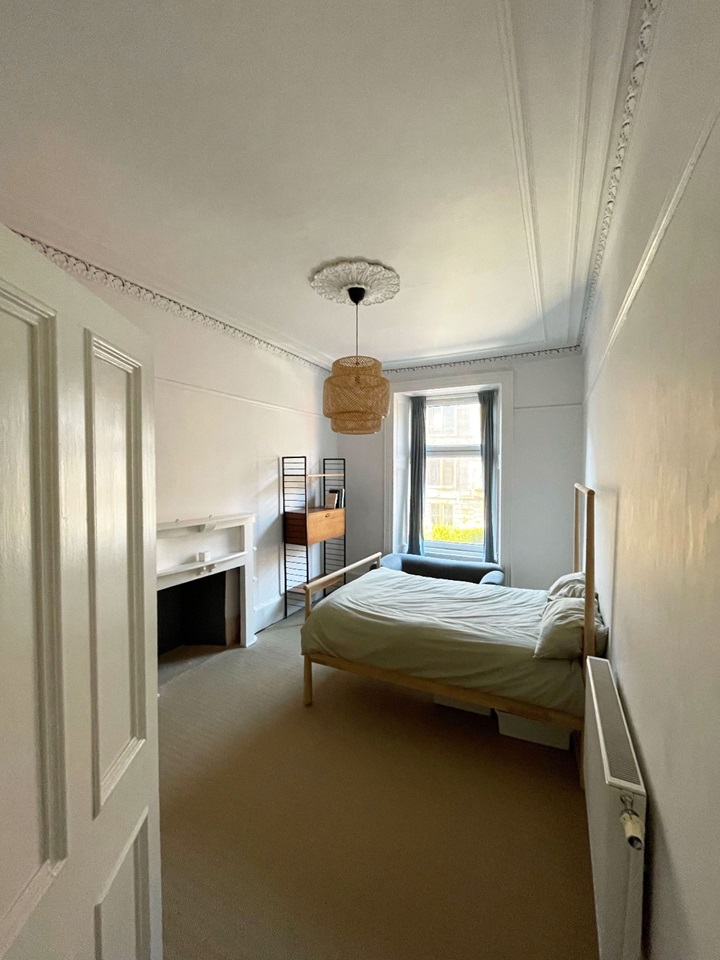 2 Bed Flat, Annette Street, G42, N1 7GU