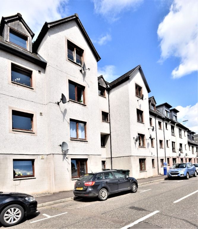 2 bed flat to rentKings Court, Perth, Perthshire PH2