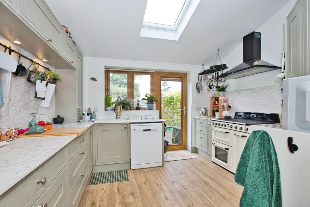 Additional image 15 of Alastair Drive, Yeovil