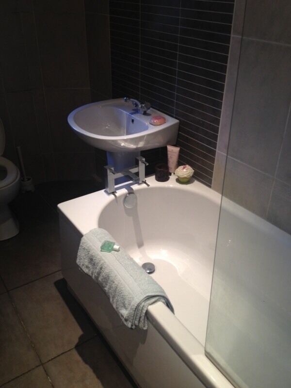 Additional image 7 of Room in a Shared Flat, Albert Drive, G41, N1 7GU