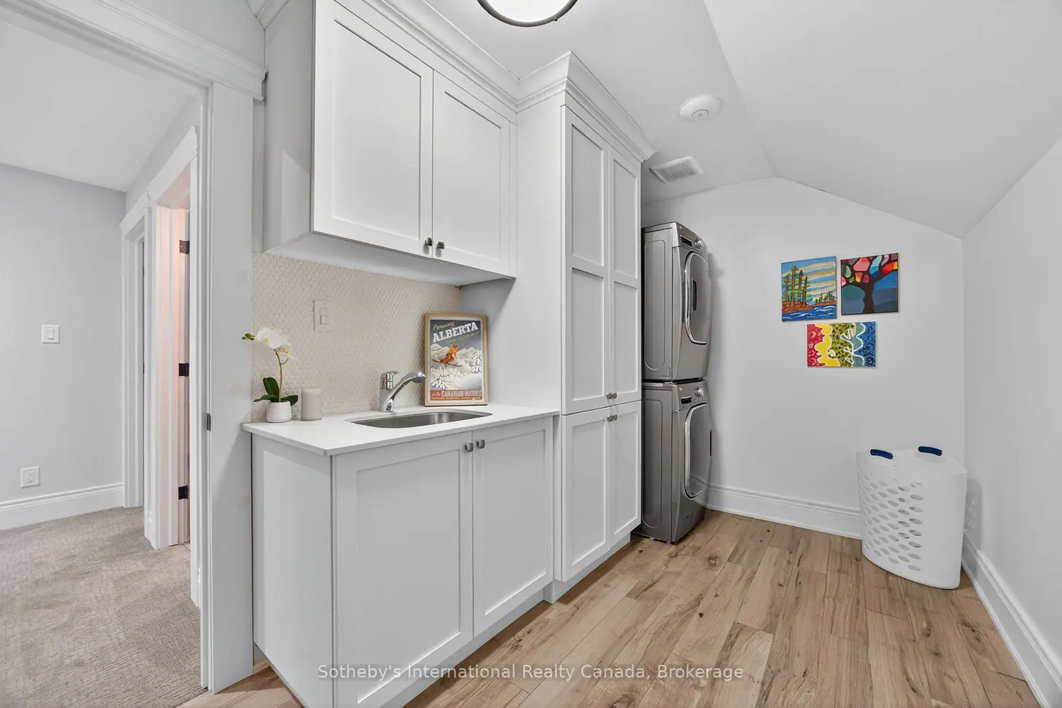 Additional image 9 of 112 Arrowhead Crescent