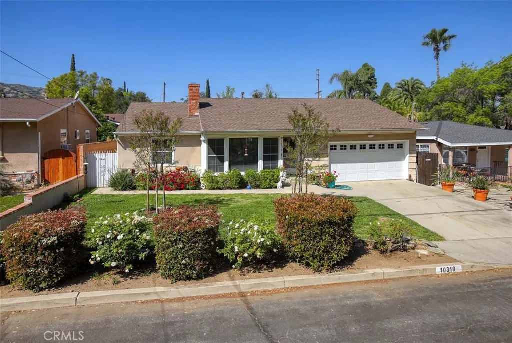 10319 Russett Ave, Sunland, CA 91040