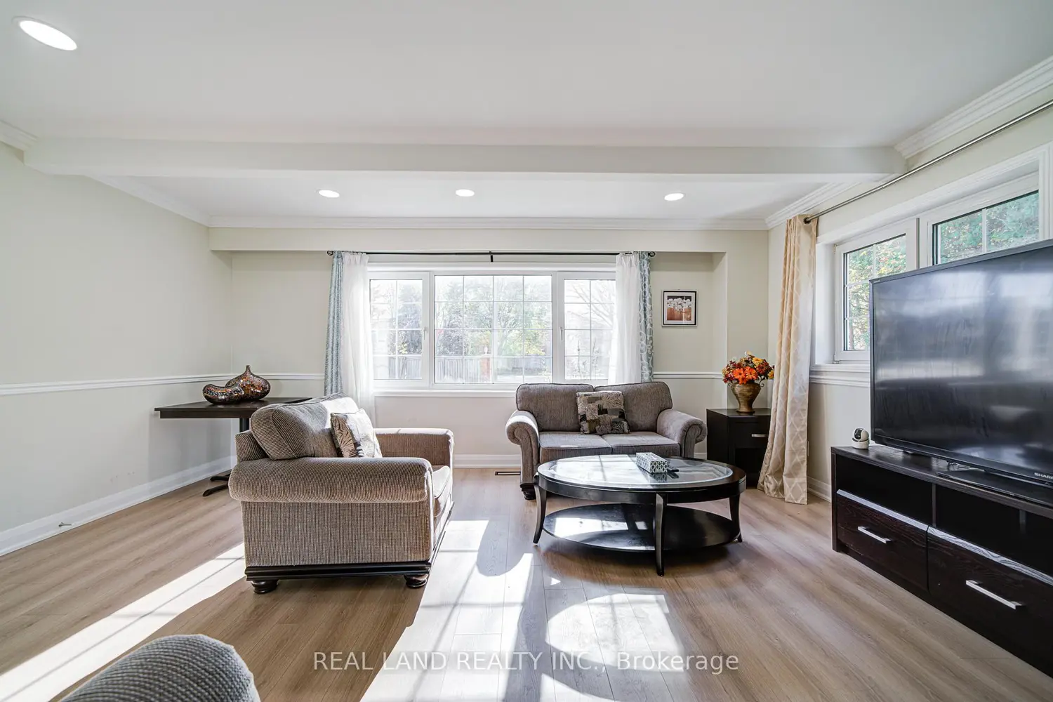 Additional image 7 of 4762 14Th Avenue