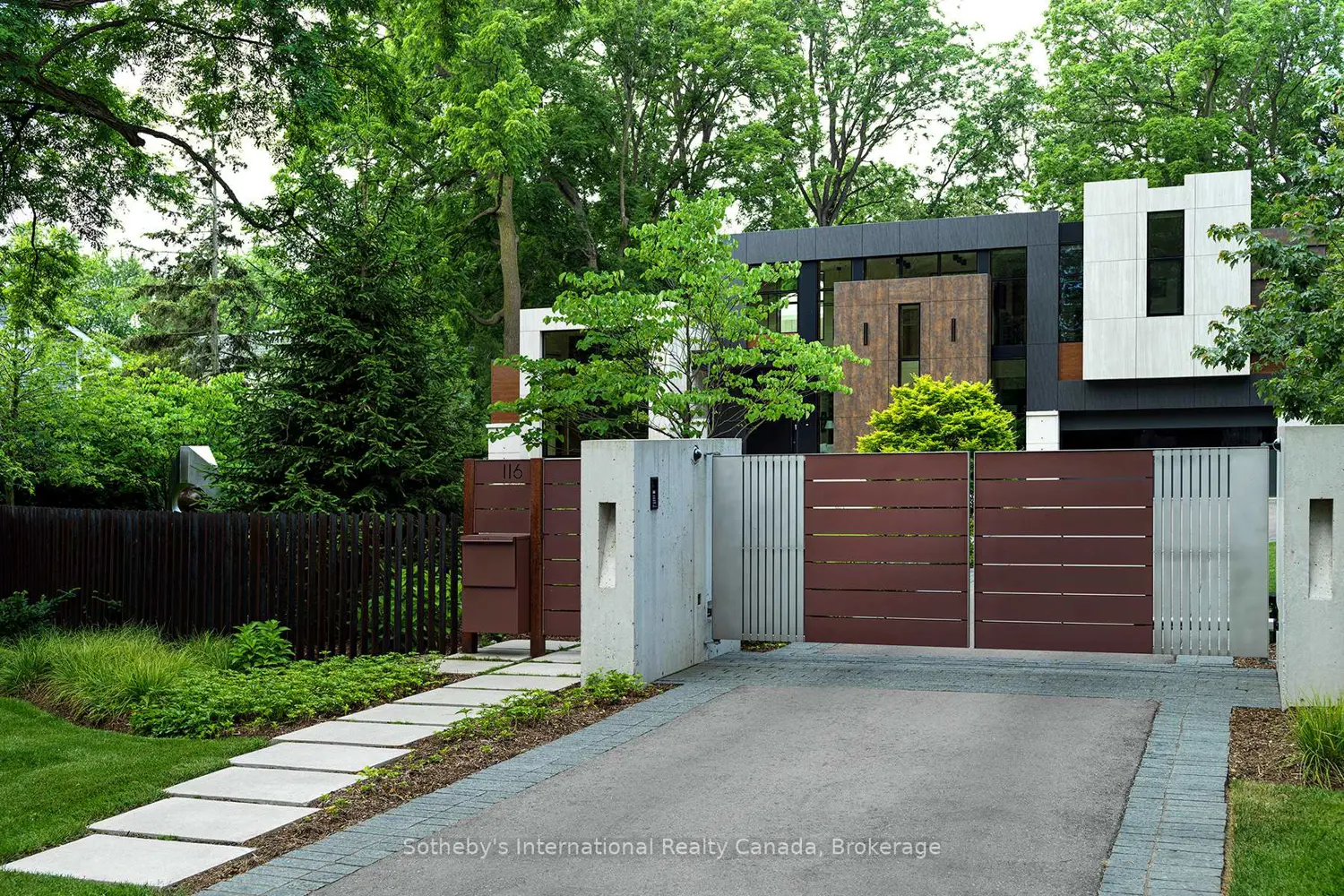 Additional image 18 of 116 Chartwell Road