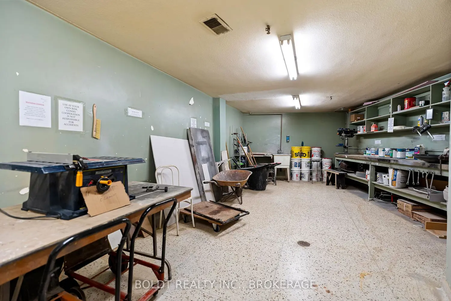 Additional image 18 of 35 Towering Heights Boulevard 1008