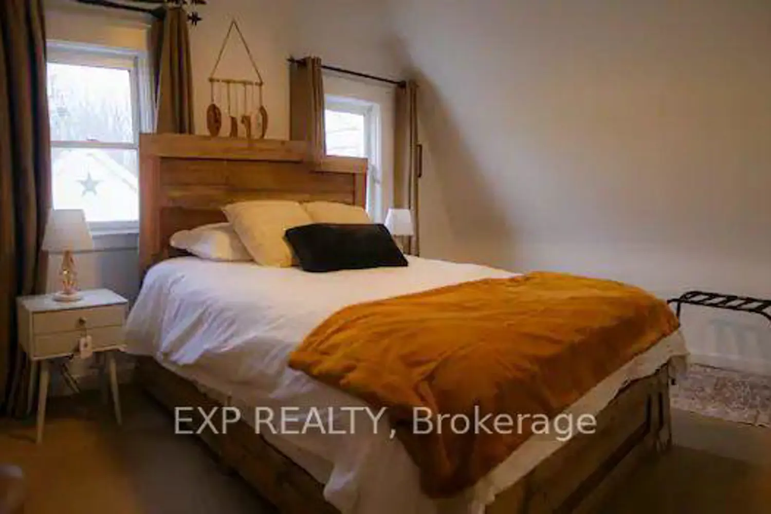 Additional image 11 of 3090 Montrose Road