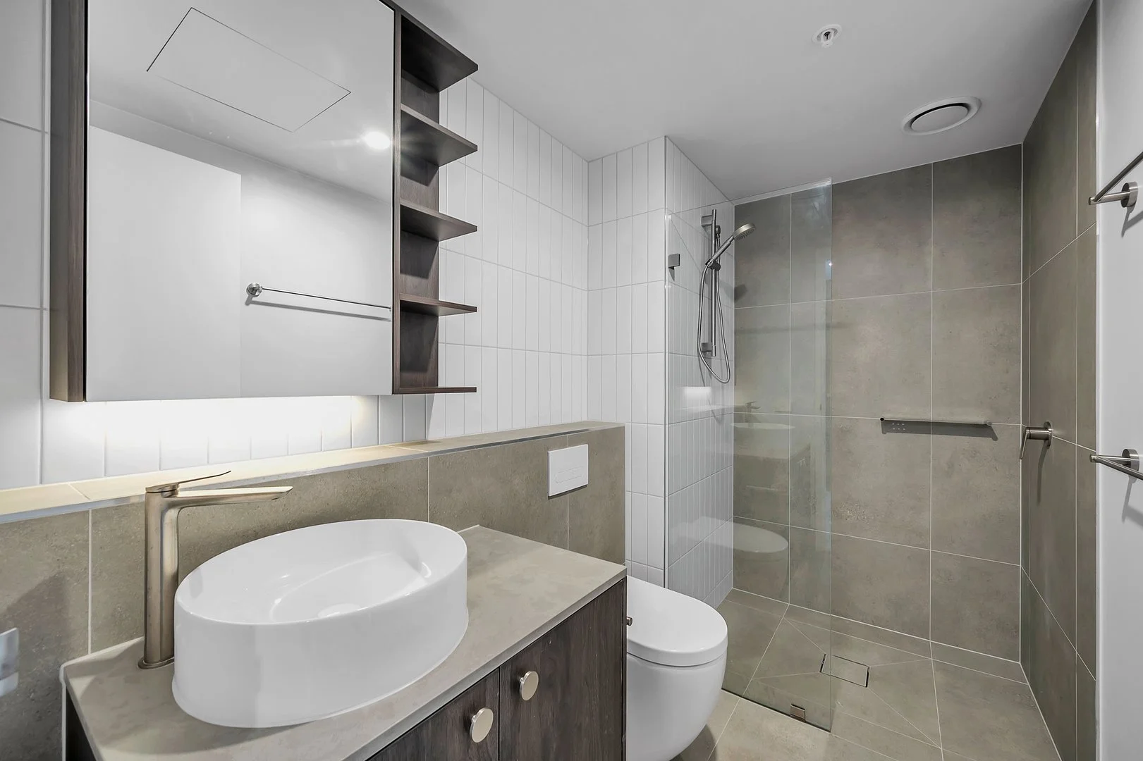 Additional image 5 of 1604/2 Furzer Street, Phillip ACT 2606