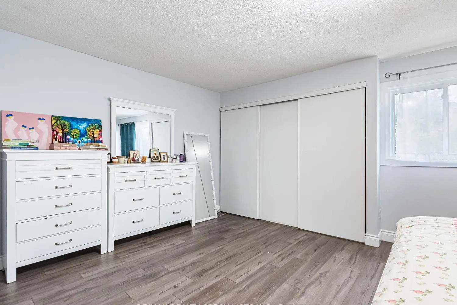 Additional image 15 of 500 Osgoode Drive 200