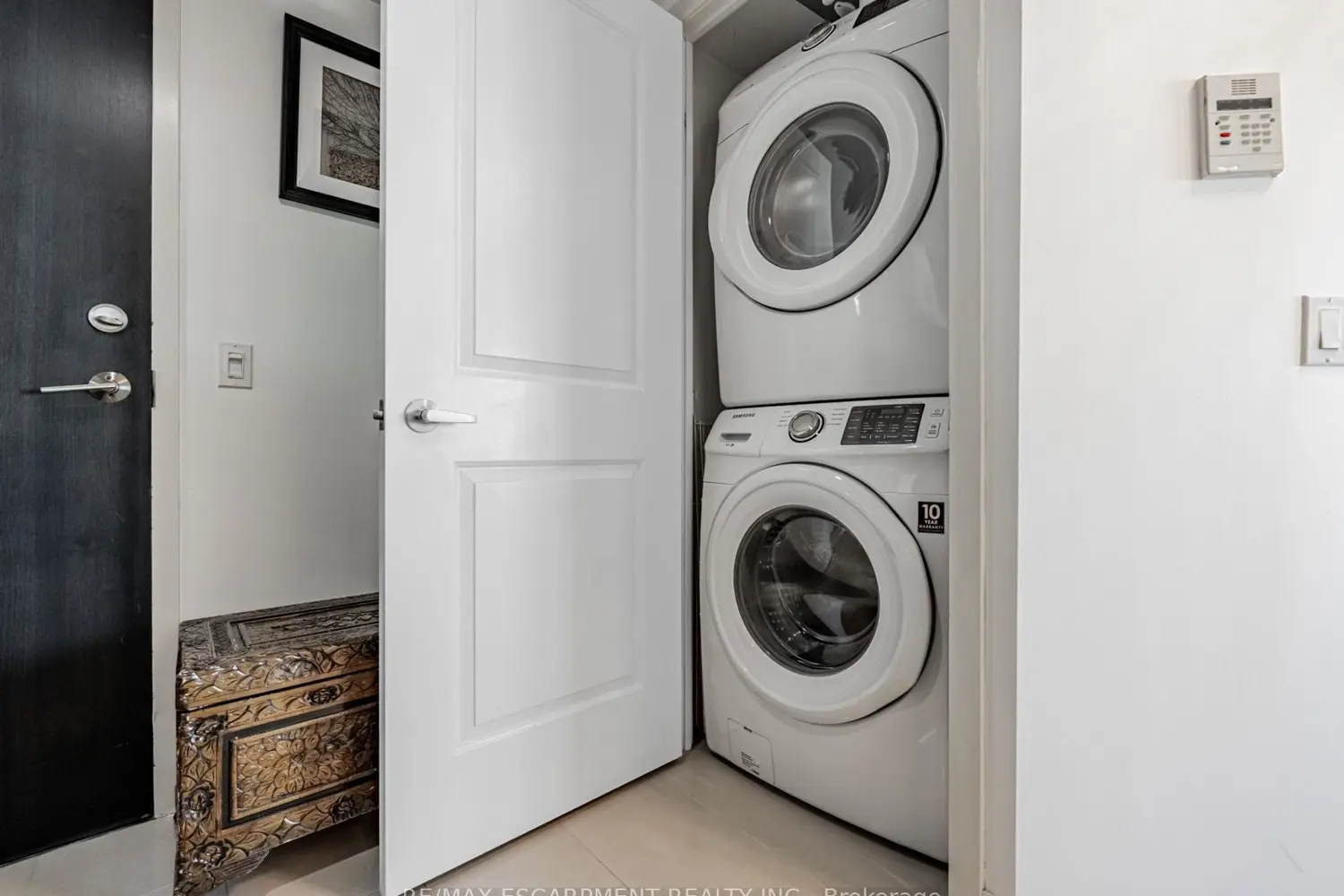 Additional image 9 of 235 Sherway Gardens Road 1110