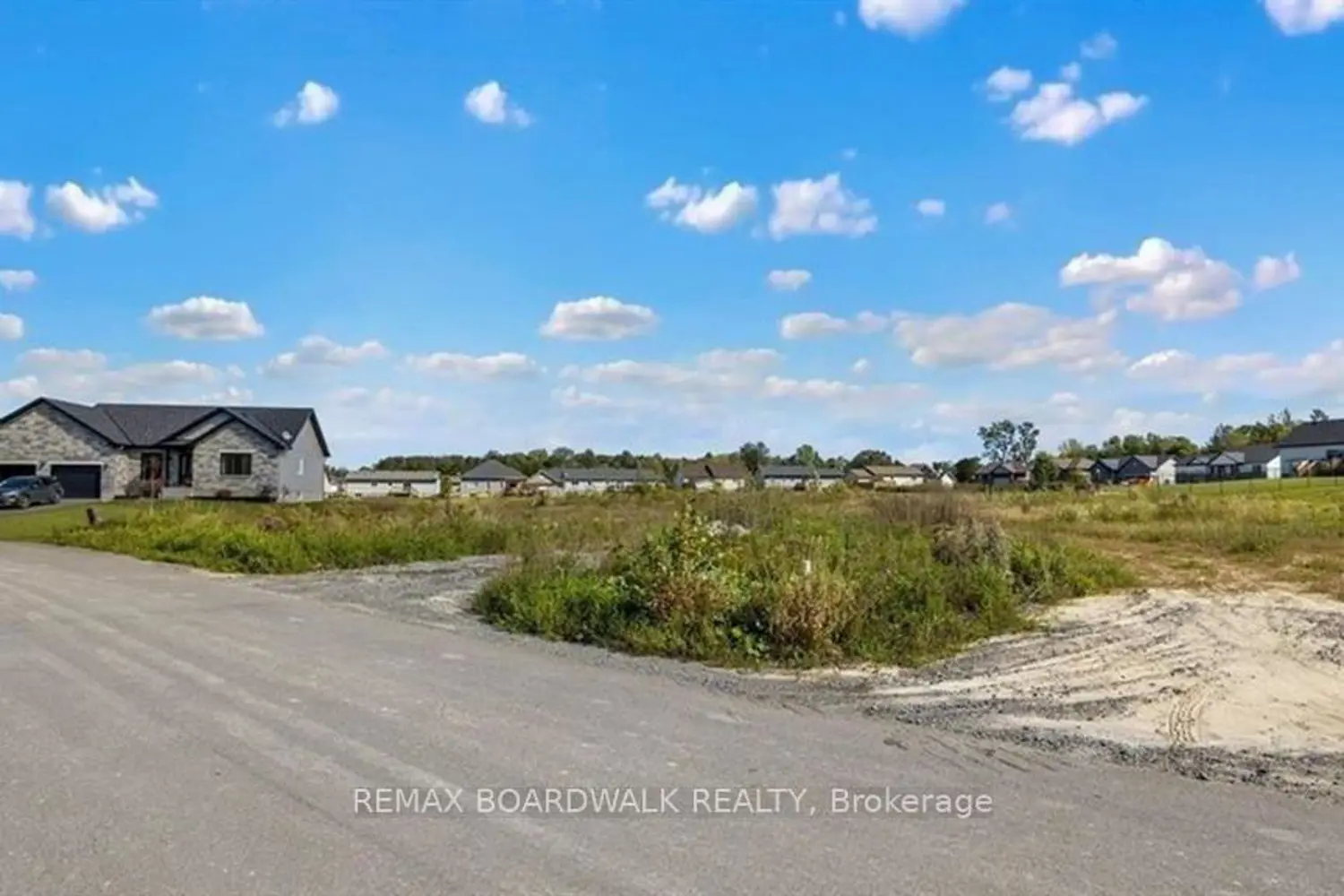 Additional image 8 of 289 Roxanne Street