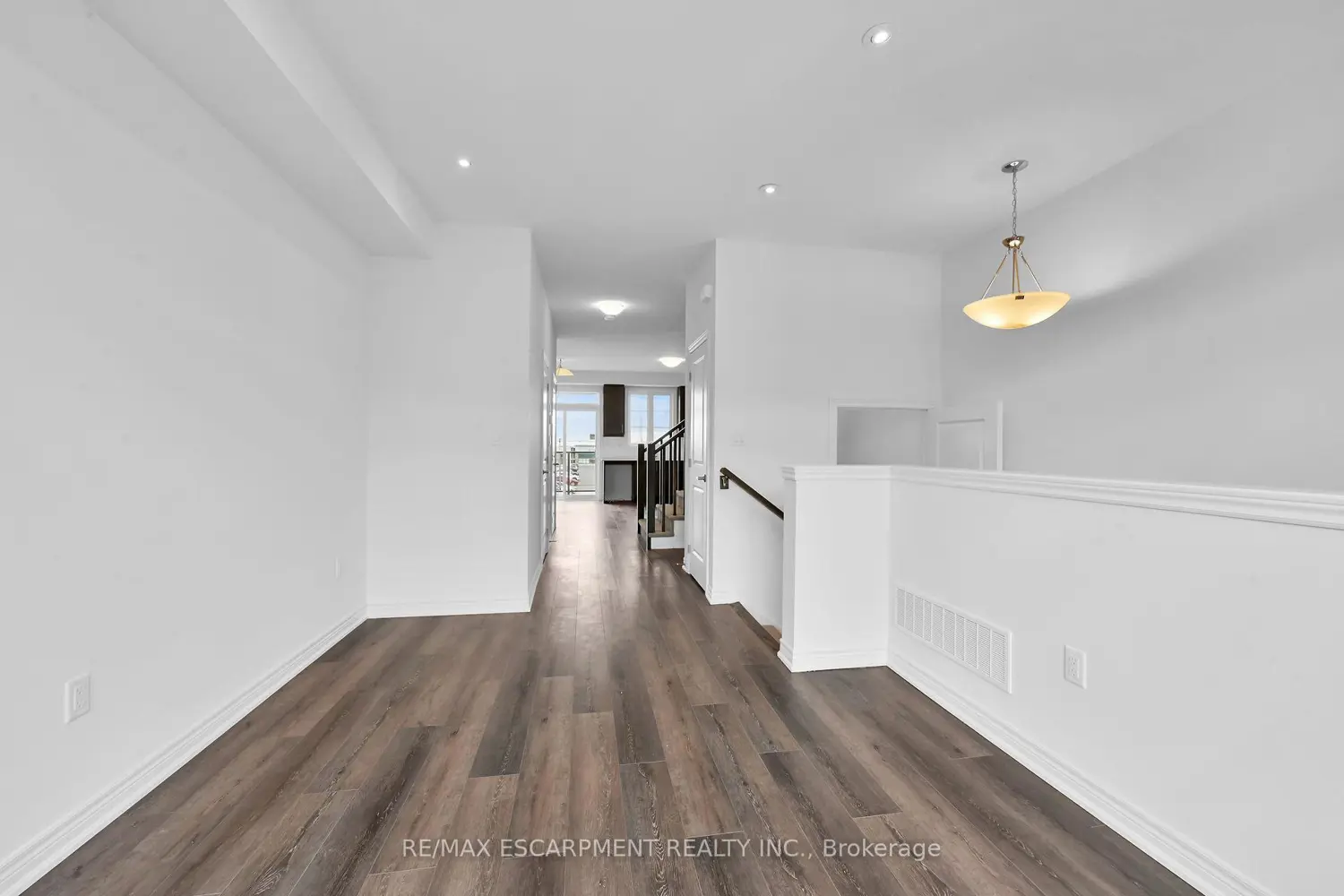 Additional image 4 of 120 Court Drive 35