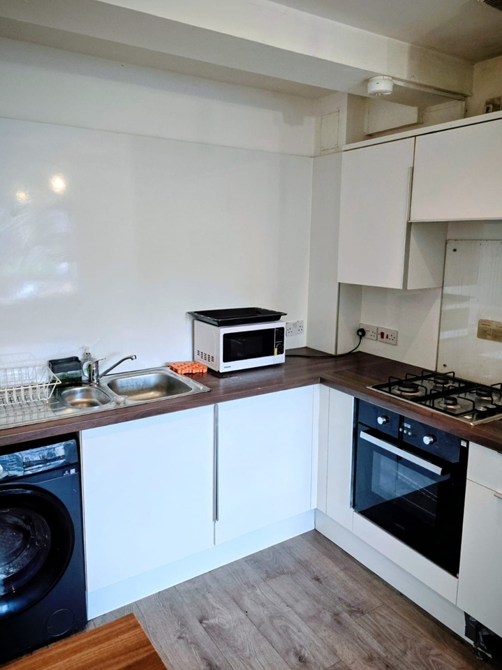 Additional image 6 of Room in a Shared Flat, Moir Street, G1, N1 7GU