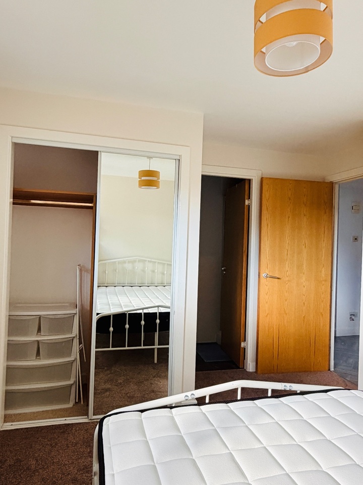 Additional image 10 of 2 Bed Flat, Stenhouse Gardens, EH11, N1 7GU