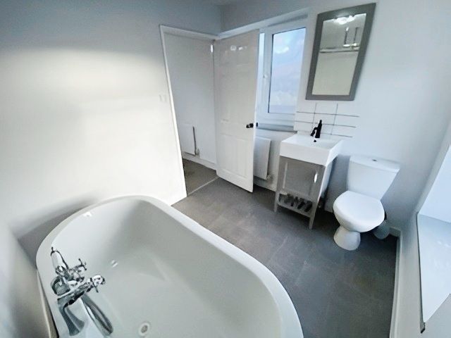 Additional image 11 of 1 bed semi-detached house to rentMilborough Road, Swansea SA9