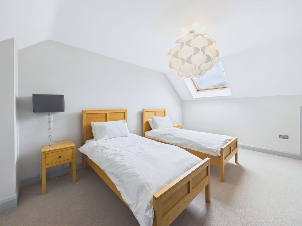 Additional image 25 of 6 bed detached house to rentDore Lodge Gardens, Sheffield S17