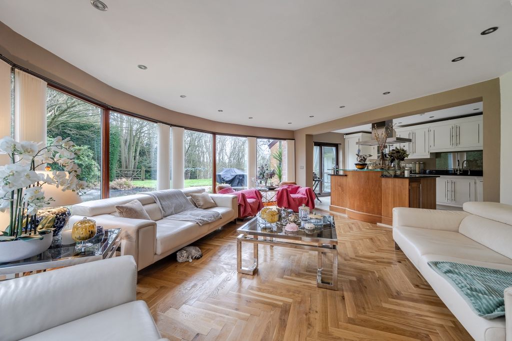 Additional image 5 of 5 bed detached house to rentMoreton Paddox, Warwick CV35