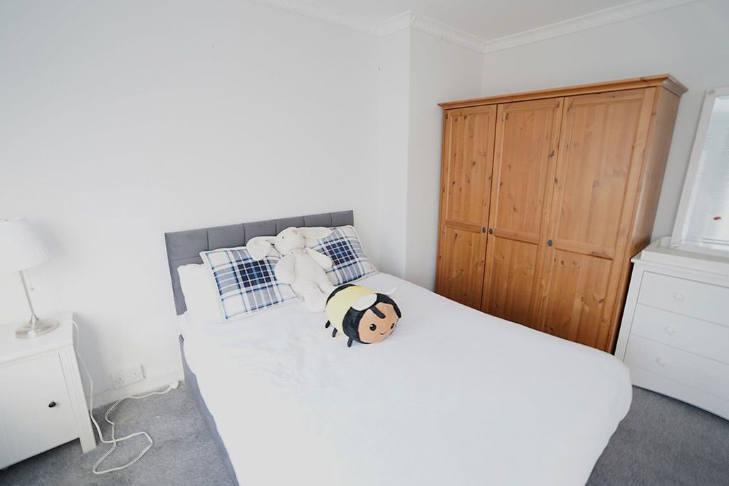 Additional image 9 of 3 bed terraced house to rentBurns Crescent, Harthill, Shotts ML7