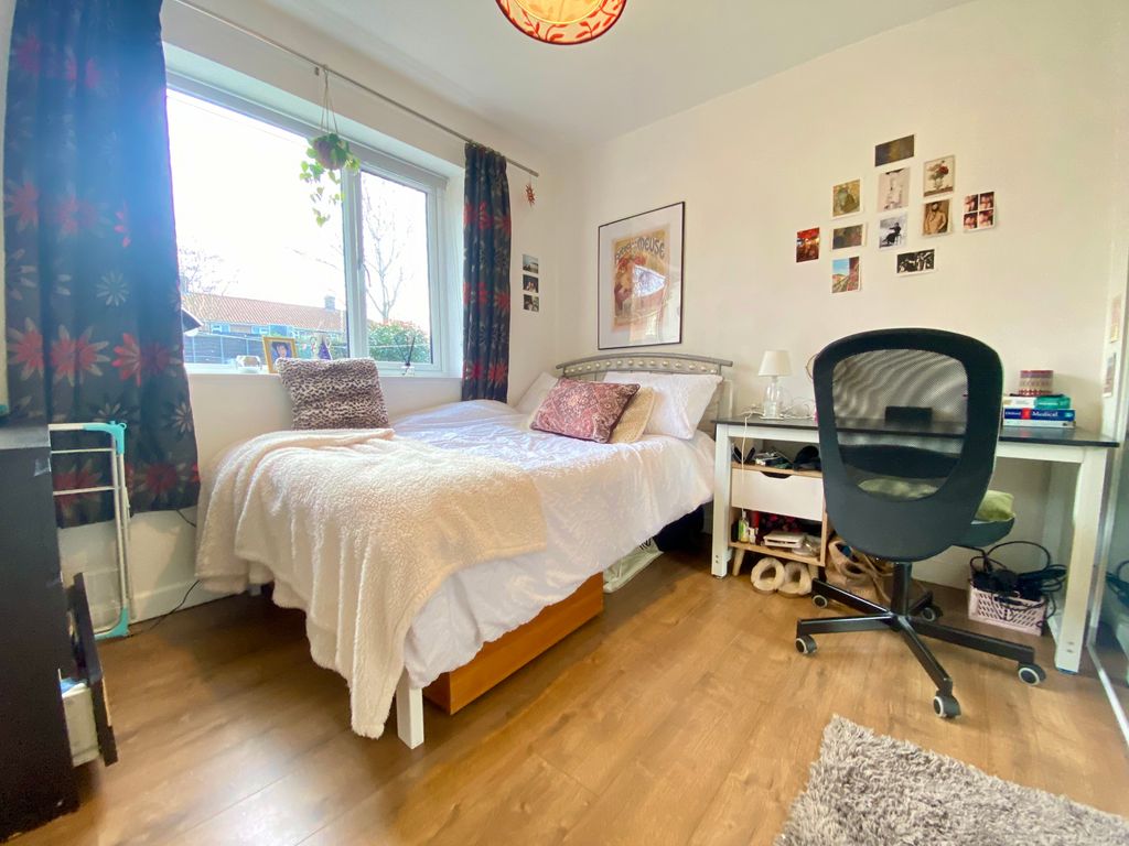 Additional image 15 of 6 bed property to rentFoxley Close, Norwich NR5