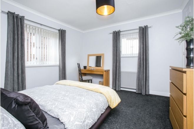 Additional image 6 of 3 Bed Flat, Thornwood Place, G11, N1 7GU